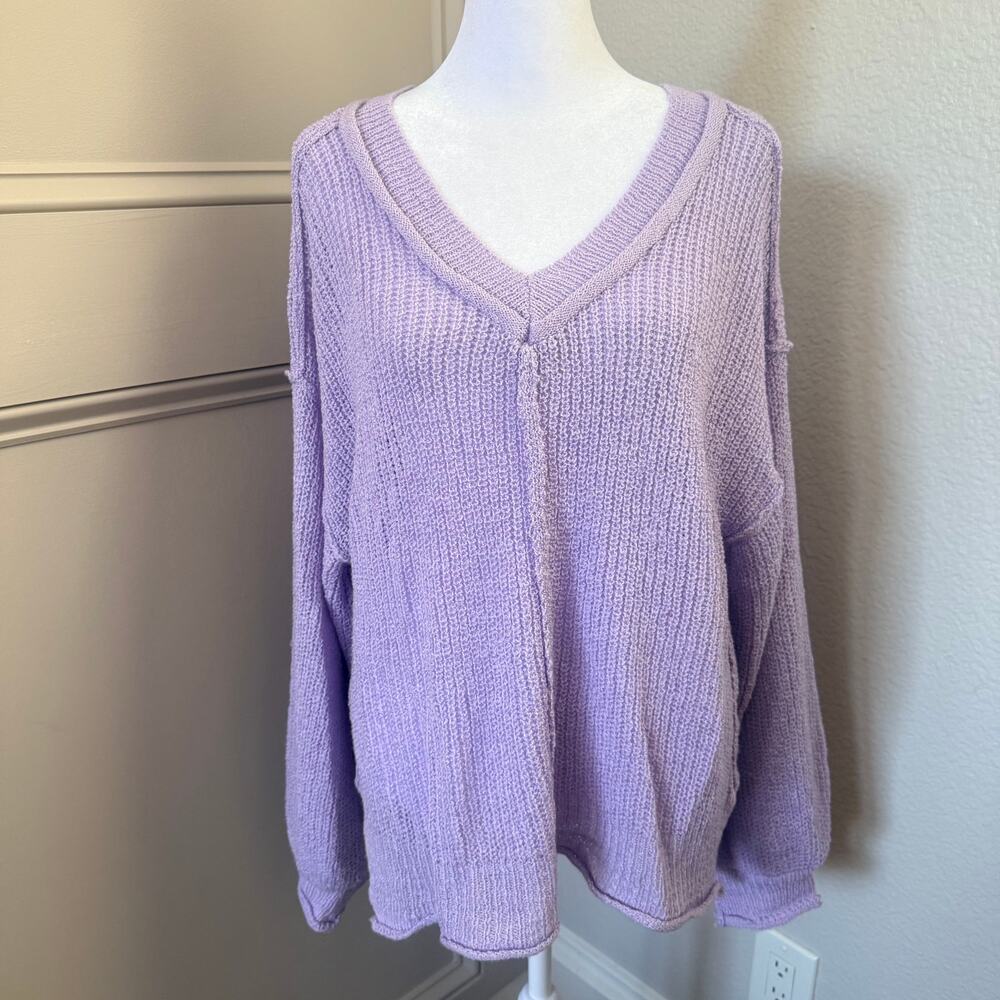 POL M Lavender Oversized Textured Knit V-Neck Sweater